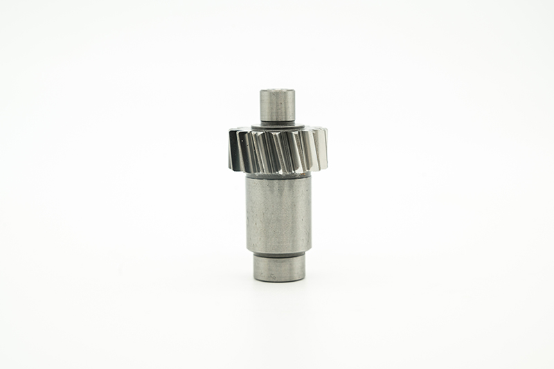 Center motor pinion