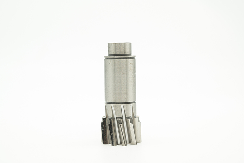 Center motor pinion